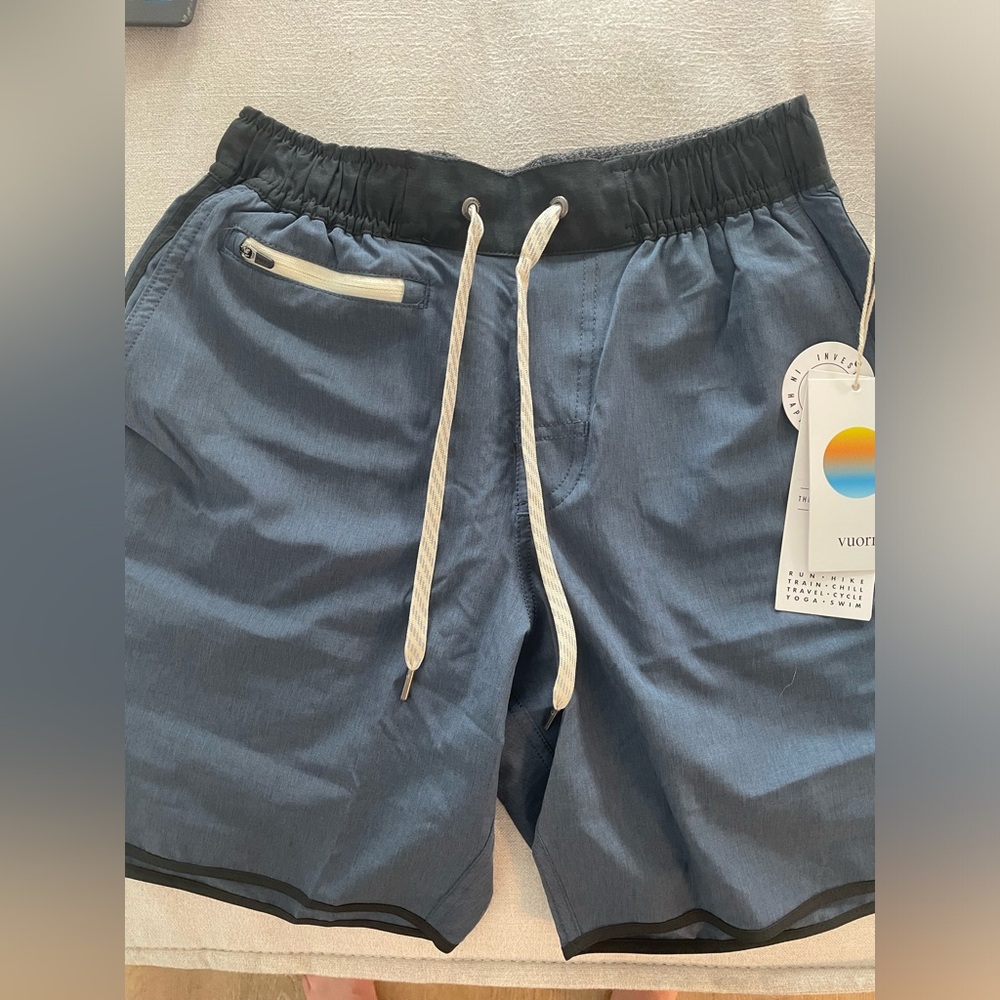 Vuori Banks Shorts men’s XS azure linen texture
